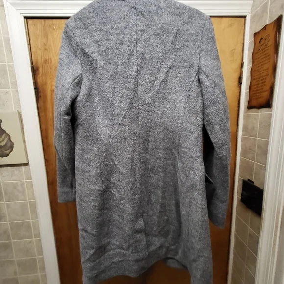 Men's Gray Wool Coat - Picture 10 of 10